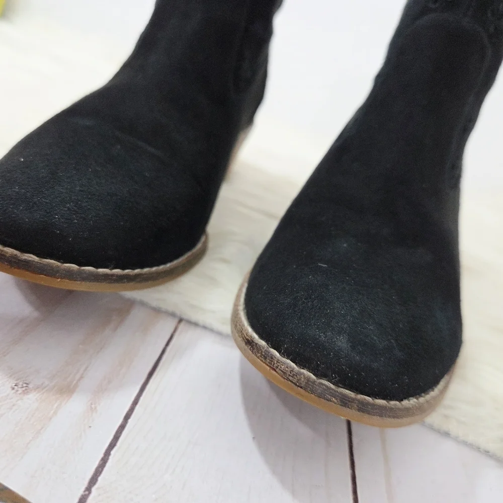 Cole Haan Womens Jayne Black Laser Cut Booties Suede Ankle Boots Size 7.5
